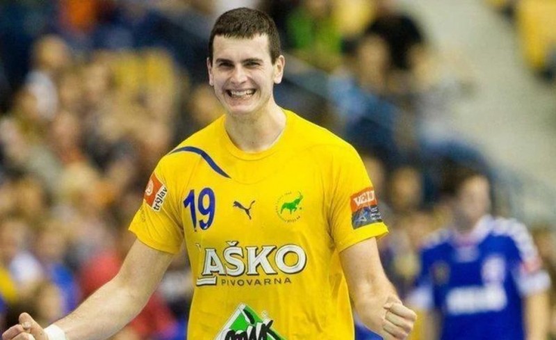 Σλίσκοβιτς: «Ενθουσιασμένος που έρχομαι σε έναν μεγάλο σύλλογο»