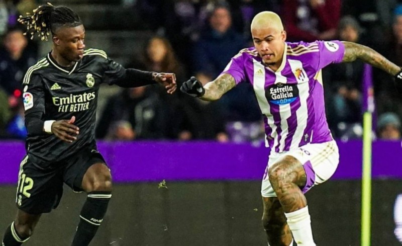 Τα τυπικά για Kένεντι...