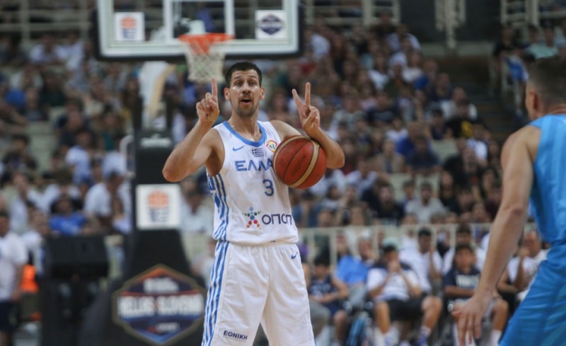 Ρεκόρ καριέρας ο Λούντζης, νέα νίκη για την Εθνική!