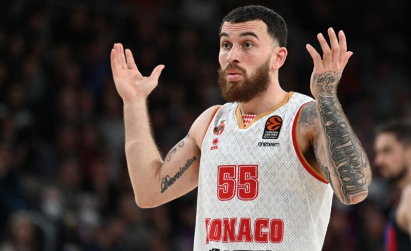 Αντρεάνι: «Ο Τζέιμς τελειώνει από τη Μονακό» (photo)