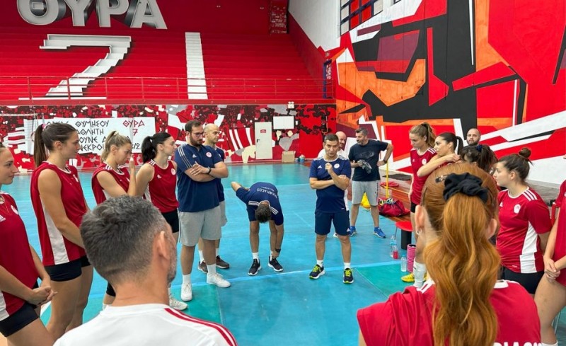 Φουλάρουν τις... μηχανές οι «ερυθρόλευκες»!