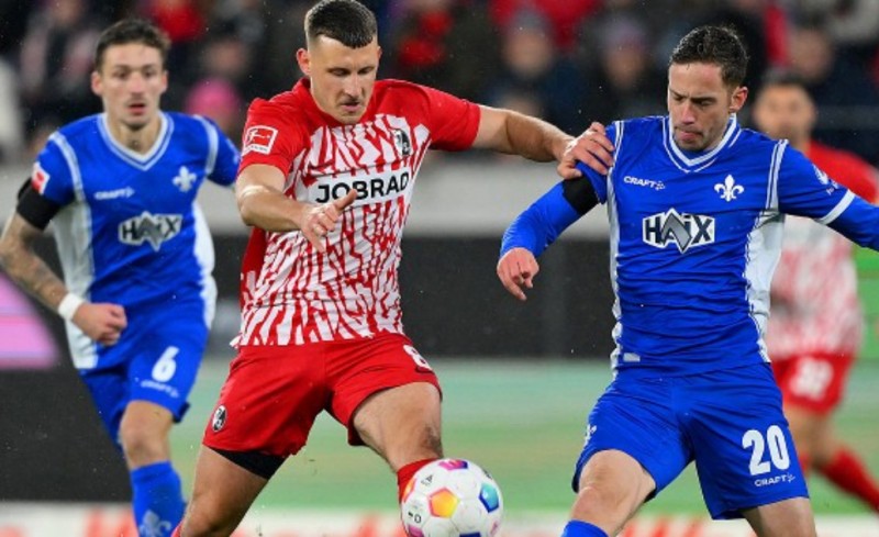 Γκολ και θέαμα από τα γήπεδα ποδοσφαίρου (video)