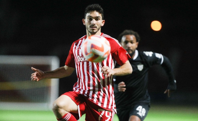 Αηδία! Δεν δόθηκε πέναλτι-μαρς υπέρ του Ολυμπιακού Β'!  (video)