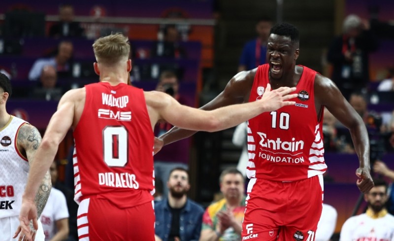 Χτίζει σερί στο ΣΕΦ και πληρώνει 2.90 Ολυμπιακός!