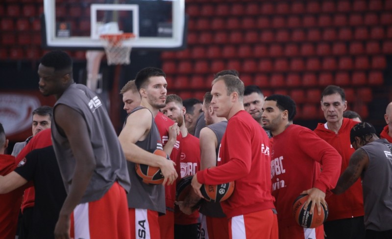 Oλυμπιακός: Όλοι μέσα για Βαλένθια! (photos)