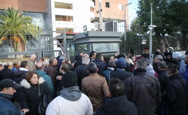 Συνολικά 424 προσαγωγές στο Ρέντη, αγανακτισμένοι οι γονείς
