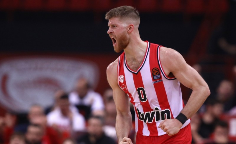 Ουόκαπ: «Να μην βυθιστεί το πλοίο μέχρι να είμαστε όλοι μαζί»