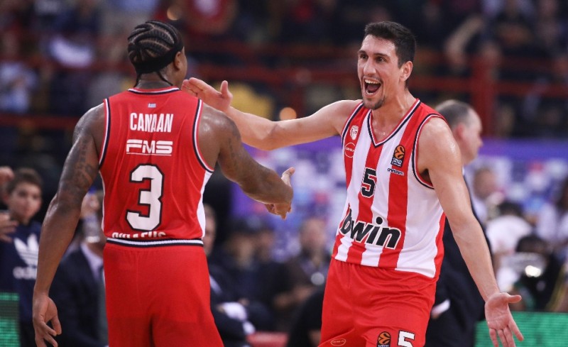 Αντίδραση και «διπλό» στη Βιτόρια!