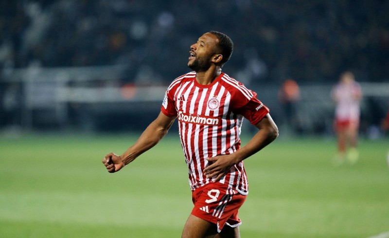 Τα… σπάει προς το φινάλε!