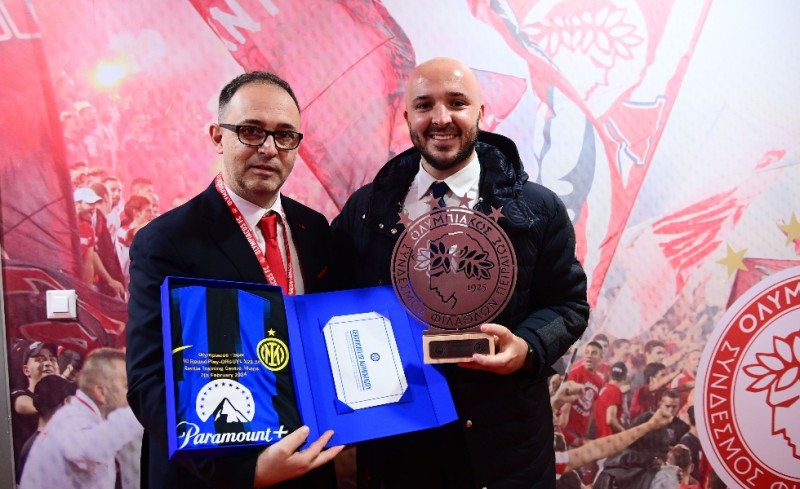 Τα «μπράβο» της Ίντερ στον θρύλο!