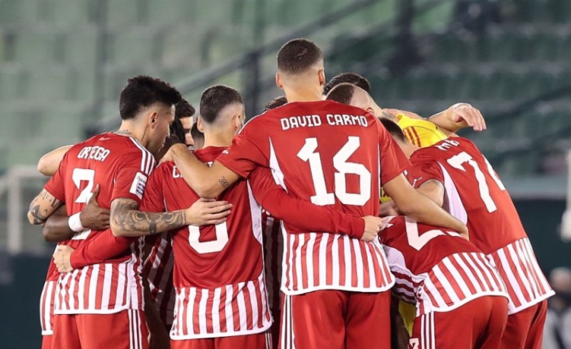 Θέλουμε να πηγαίνουμε στο γήπεδο και να γουστάρουμε την ομάδα!