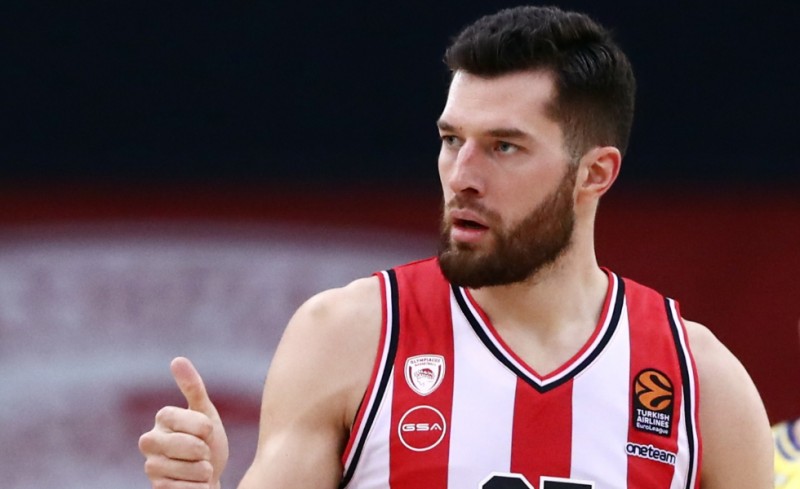 Ολυμπιακός-Παναθηναϊκός με Πίτερς και Σλούκα σε Super Ενισχυμένες