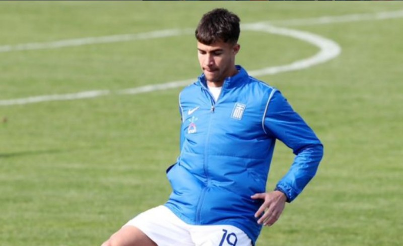 Ούτε τα προσχήματα με τις κλήσεις στην Εθνική Νέων