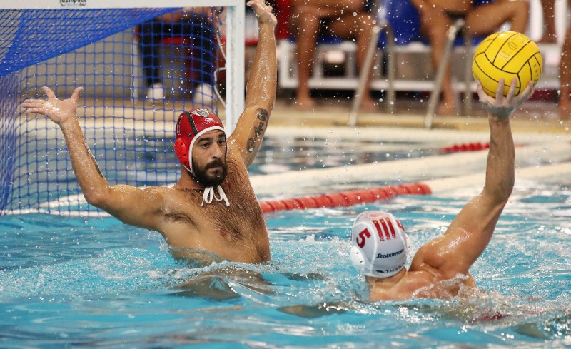 «Ερυθρόλευκος» περίπατος στο Παπαστράτειο