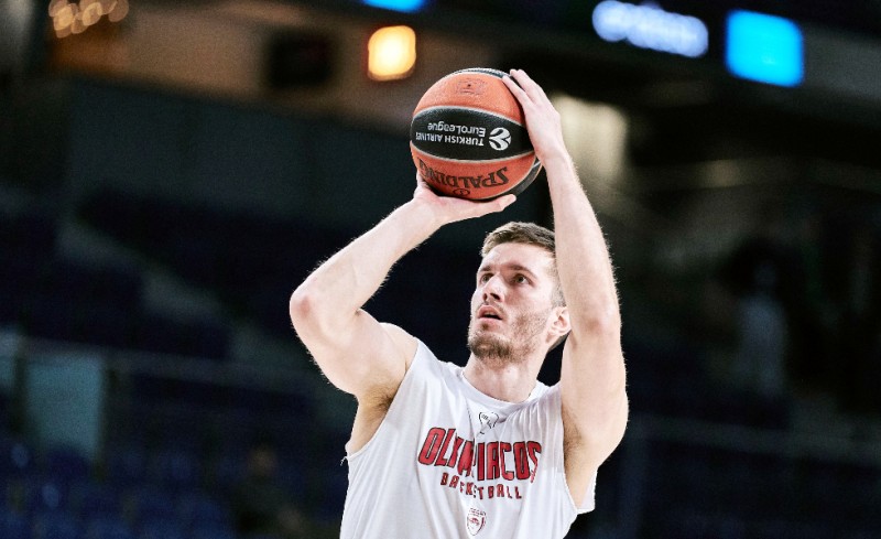 Μέσα ο Πετρούσεφ! Στη δωδεκάδα για Μπαρτσελόνα ο παικταράς!