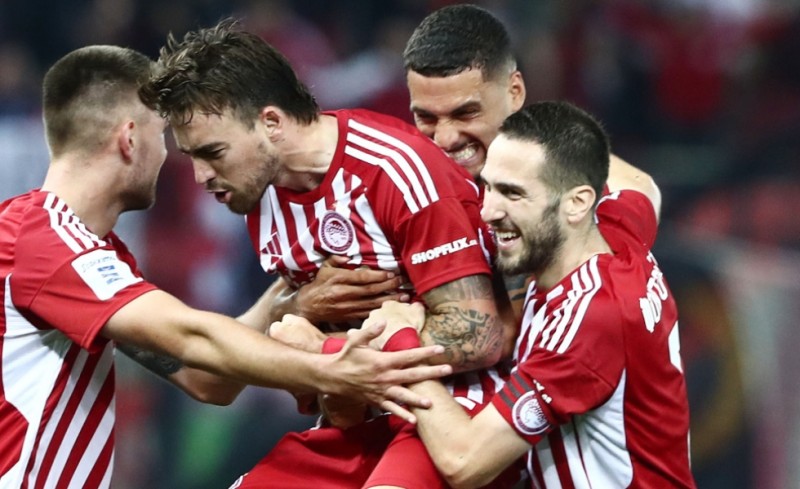 Την έκανε μια... χαψιά ο κυρίαρχος Θρύλος!