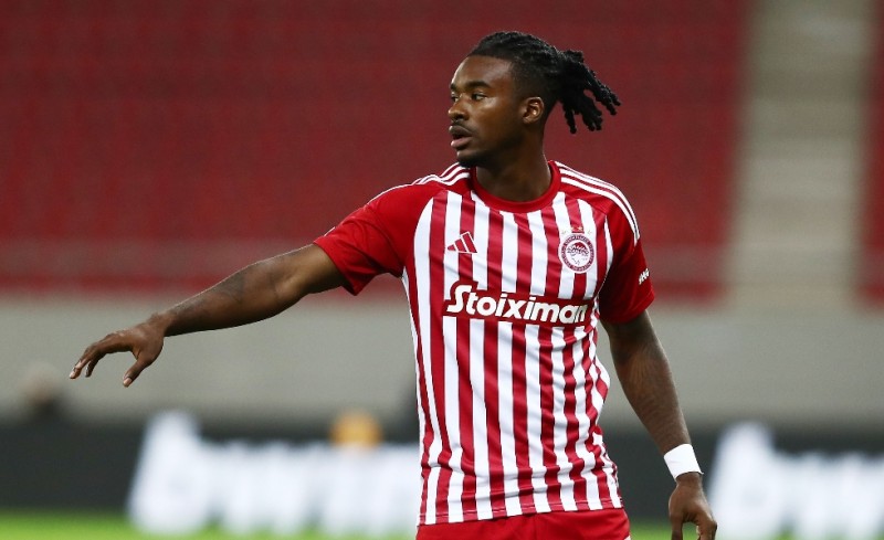 Ρίτσαρντς: «Γράψαμε ιστορία στο Βίλα Παρκ, πρέπει να τελειώσουμε τη δουλειά»