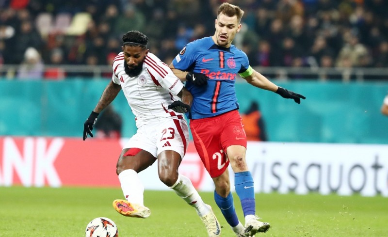 «Πολύ δυνατή ομάδα ο Ολυμπιακός»