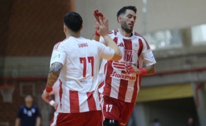 Άνετο «διπλό» για τον Θρύλο