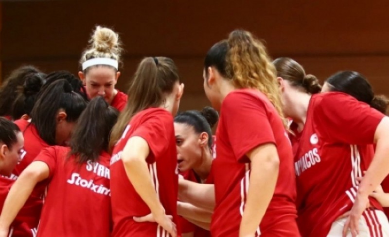 Με την Πεκς στο ΣΕΦ οι «ερυθρόλευκες»