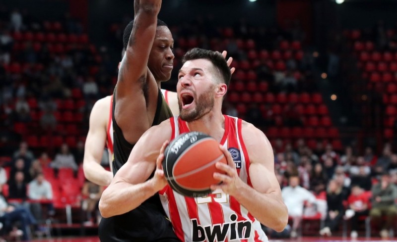 Έβγαλε αντίδραση και νίκησε με +19 την ΑΕΚ!