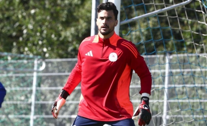 Με Αναγνωστόπουλο η 11άδα του Θρύλου