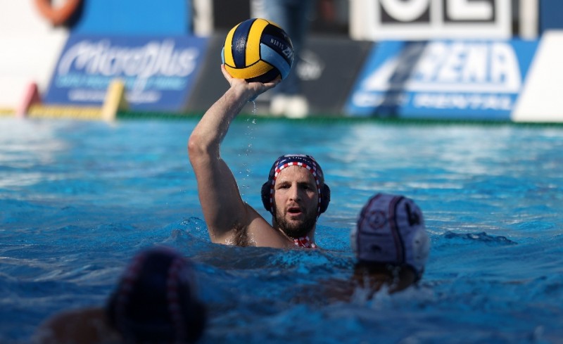 Έκανε το 2-0 ο Θρύλος!