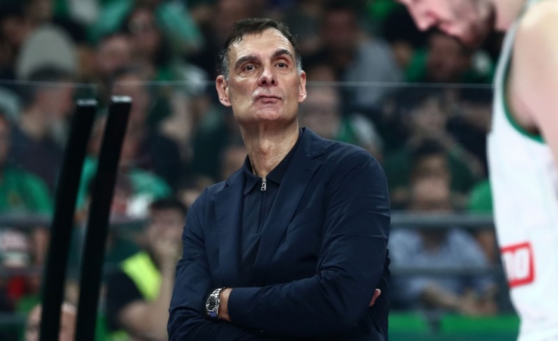 Μπαρτζώκας: «Πρέπει να κοιτάξουμε το παιχνίδι της Κυριακής»