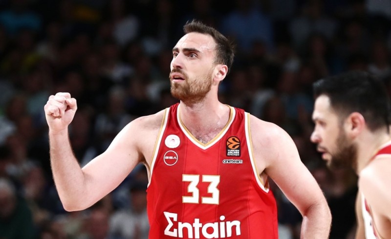 Ο Θρύλος ξεφτίλισε τα «πορτοκαλοπράσινα» ΜΜΕ!