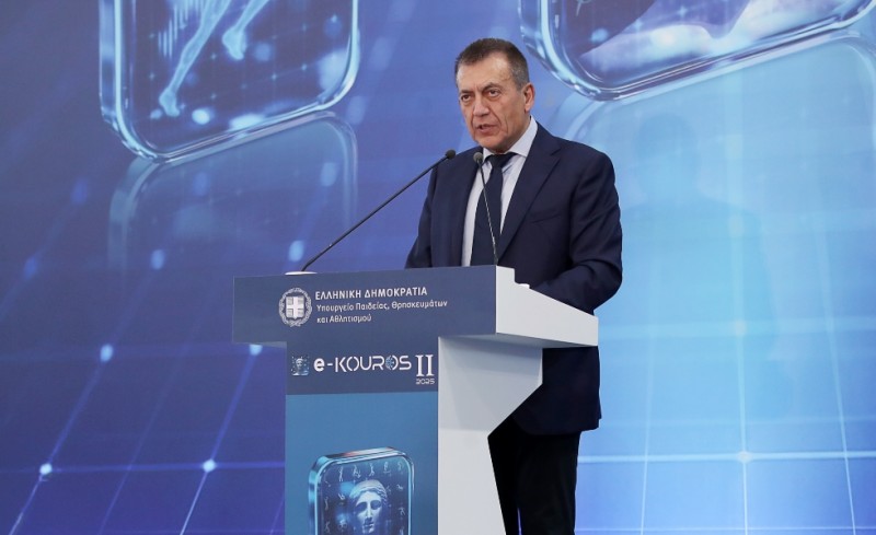 Βρούτσης: «Στις κερκίδες του ΣΕΦ δεν έπεσε... καρφίτσα, θετική η αντιμετώπιση των θεατών»