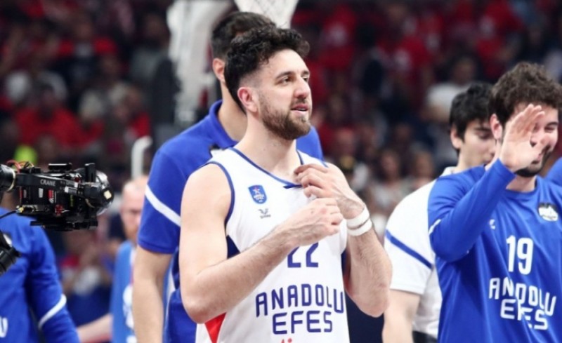 Απάντησε στην φημολογία ο Μίτσιτς