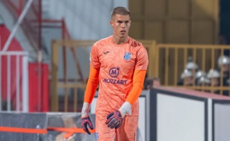 Πόποβιτς ο πέμπτος...