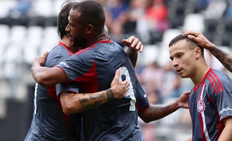 Πανικός για το φιλικό με την Νάπολι!