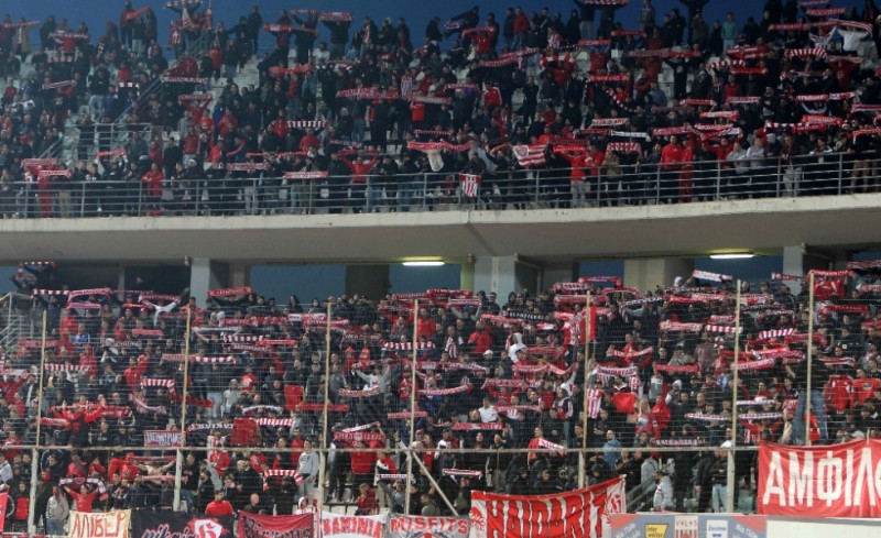 «Κοκκινίζει» ο Βόλος, μια «γροθιά» ο Θρύλος με τον κόσμο του!