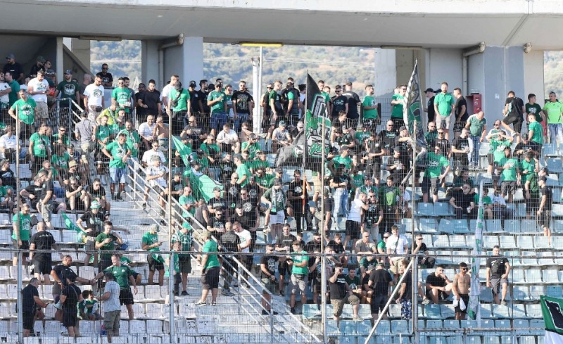 Σκάνδαλο αν δεν μπει «λουκέτο» στη Λεωφόρο!