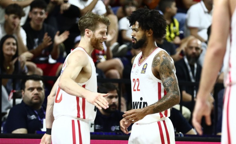 Θρύλος και στην Μπασκόνια και πρώτο βήμα στην Ευρωλίγκα!