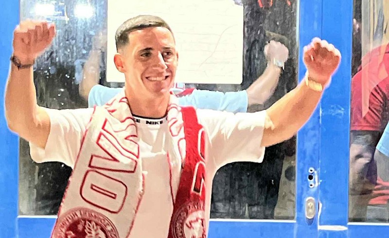 Χαμός στην υποδοχή του Ποντένσε!