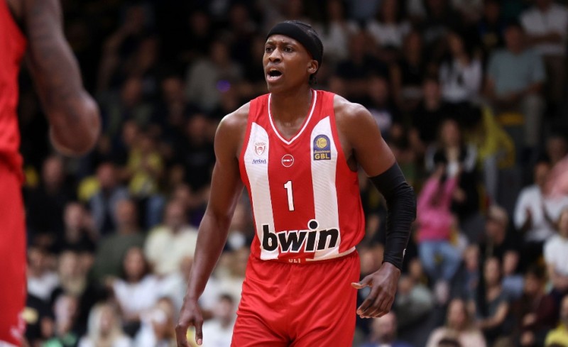 Εκκίνηση με 100άρα για τον Θρύλο!