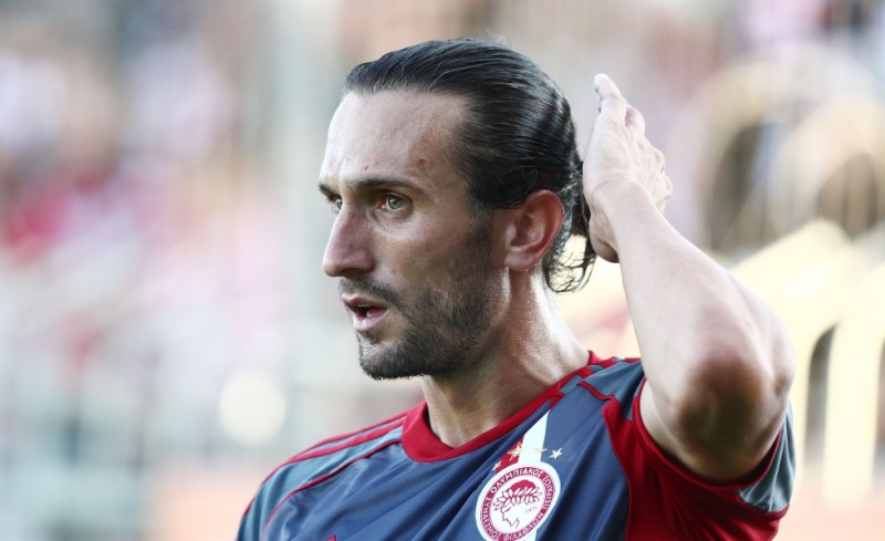 Με εκπλήξεις η ενδεκάδα του Θρύλου