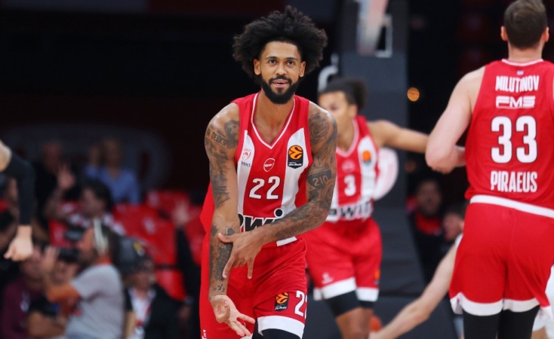 Ο Θρύλος επιστρέφει στην κανονικότητα!