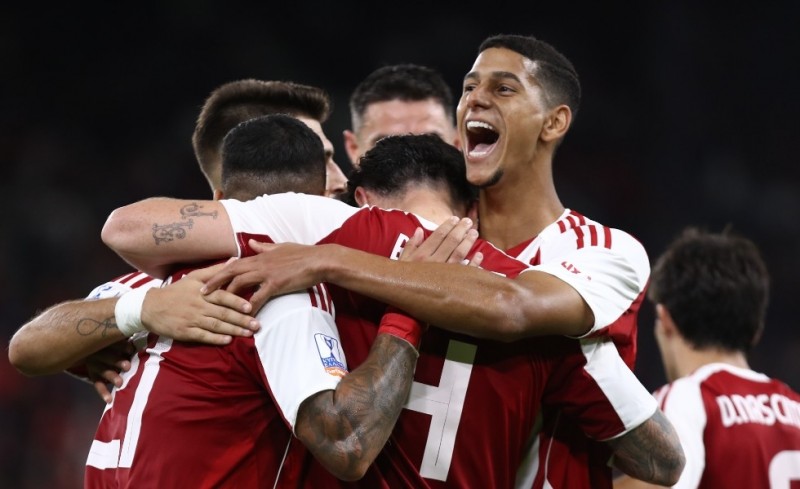 Με Μάνσα η ενδεκάδα του Θρύλου!