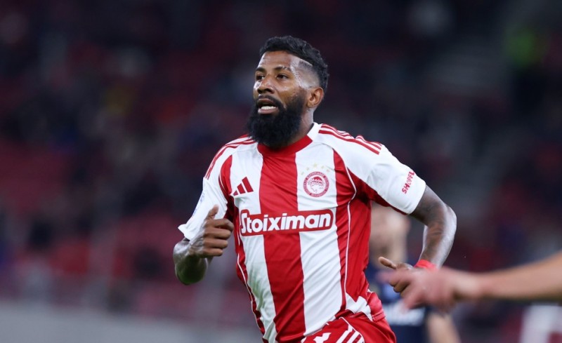 Με Ροντινέι η ενδεκάδα του Θρύλου!