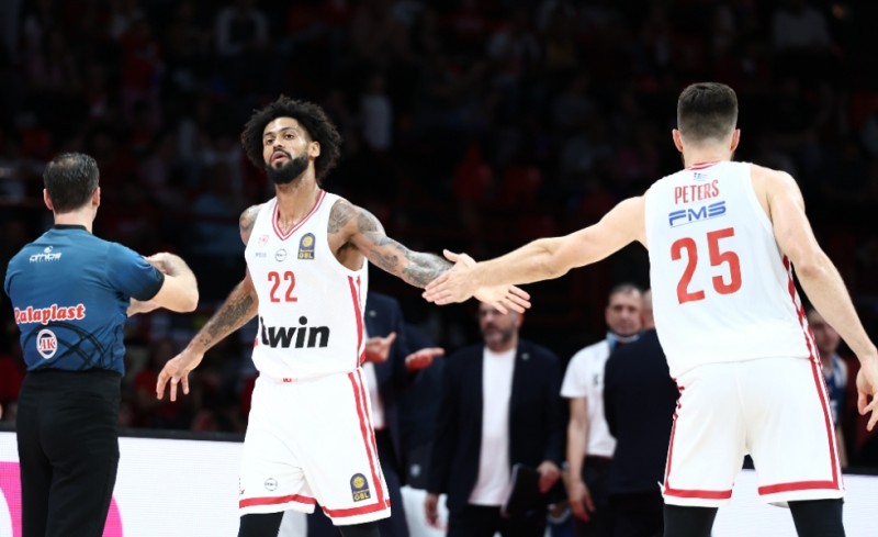 Για το «διπλό» στην Πάτρα ο Θρύλος!