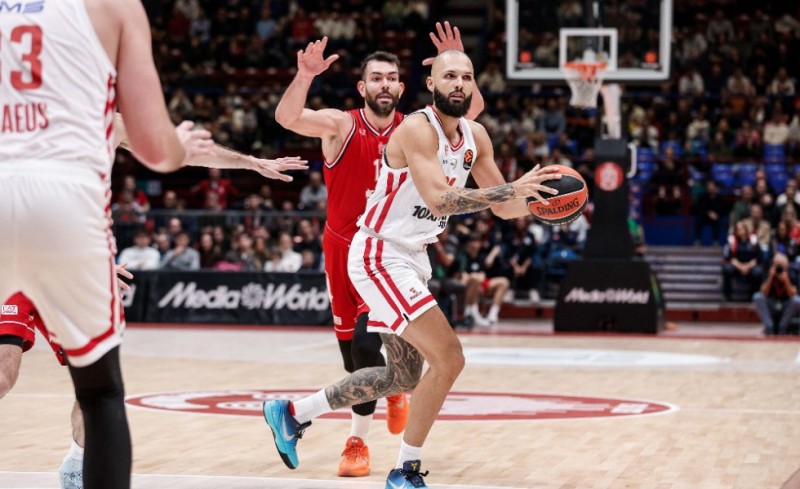 Αυτοί σφυρίζουν το ματς με την Παρί