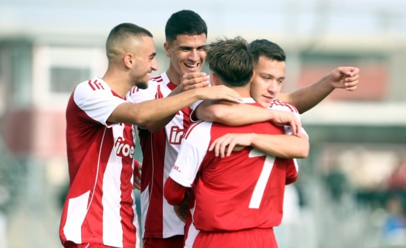 Tεσσάρα στο ρελαντί για τους Νέους του Θρύλου!