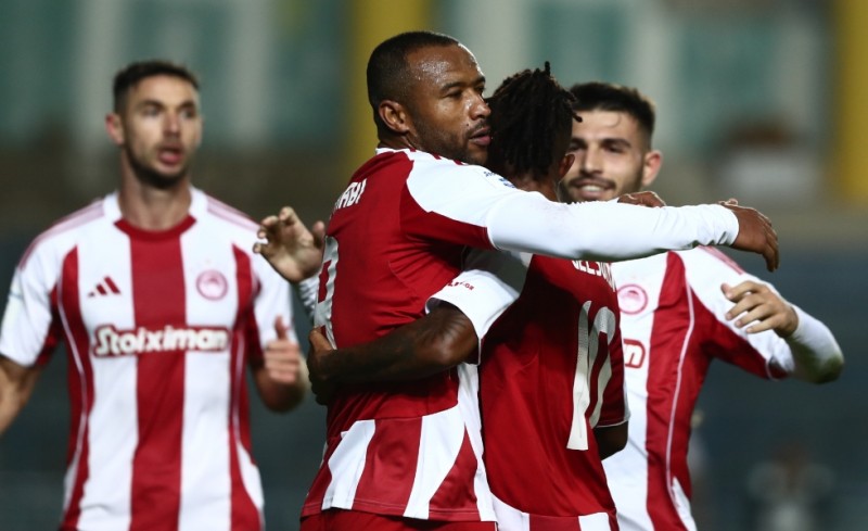 Ελ Κααμπί λαμπρός τον οδηγεί!