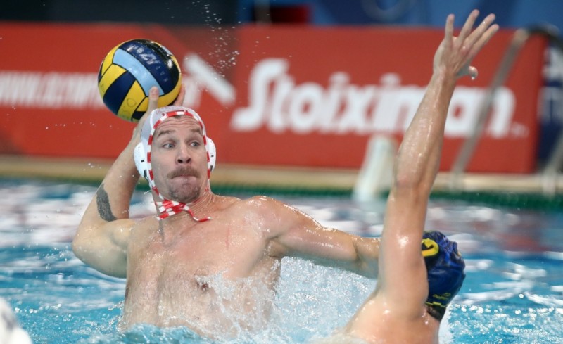 Συνεχίζει απόλυτος ο Θρύλος!