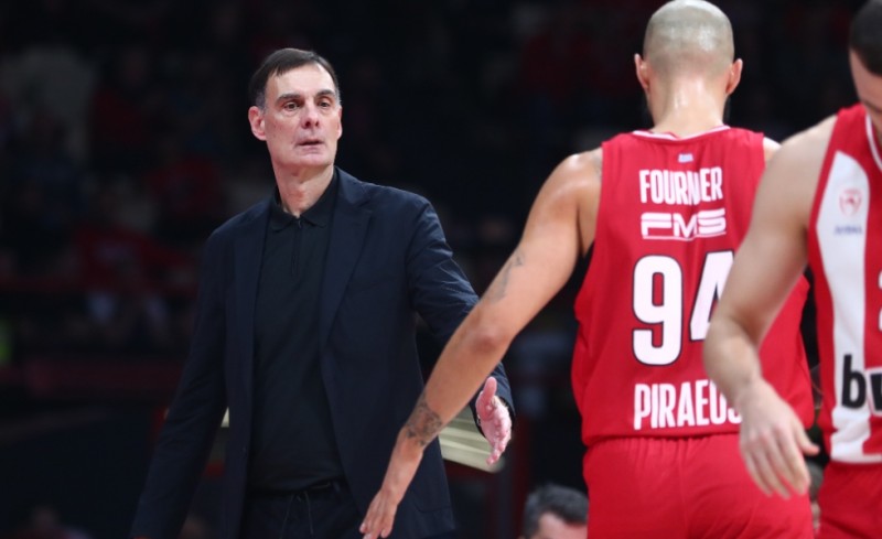 Μπαρτζώκας: «Σημαίνει πολλά που άκουσα το όνομά μου από τους φίλους του Ολυμπιακού»