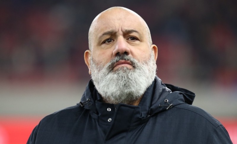 «Κεραυνοί» Καραπαπά: «Ζητάμε την άμεση αντικατάσταση του Λανουά»