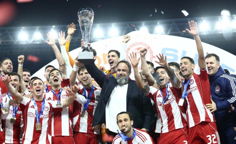 Ρεκόρ τίτλων για τον Βαγγέλη Μαρινάκη στο ελληνικό ποδόσφαιρο!